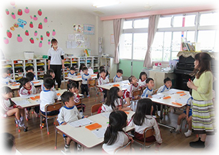 書き方教室が始まりました✍　～柳本保育園～